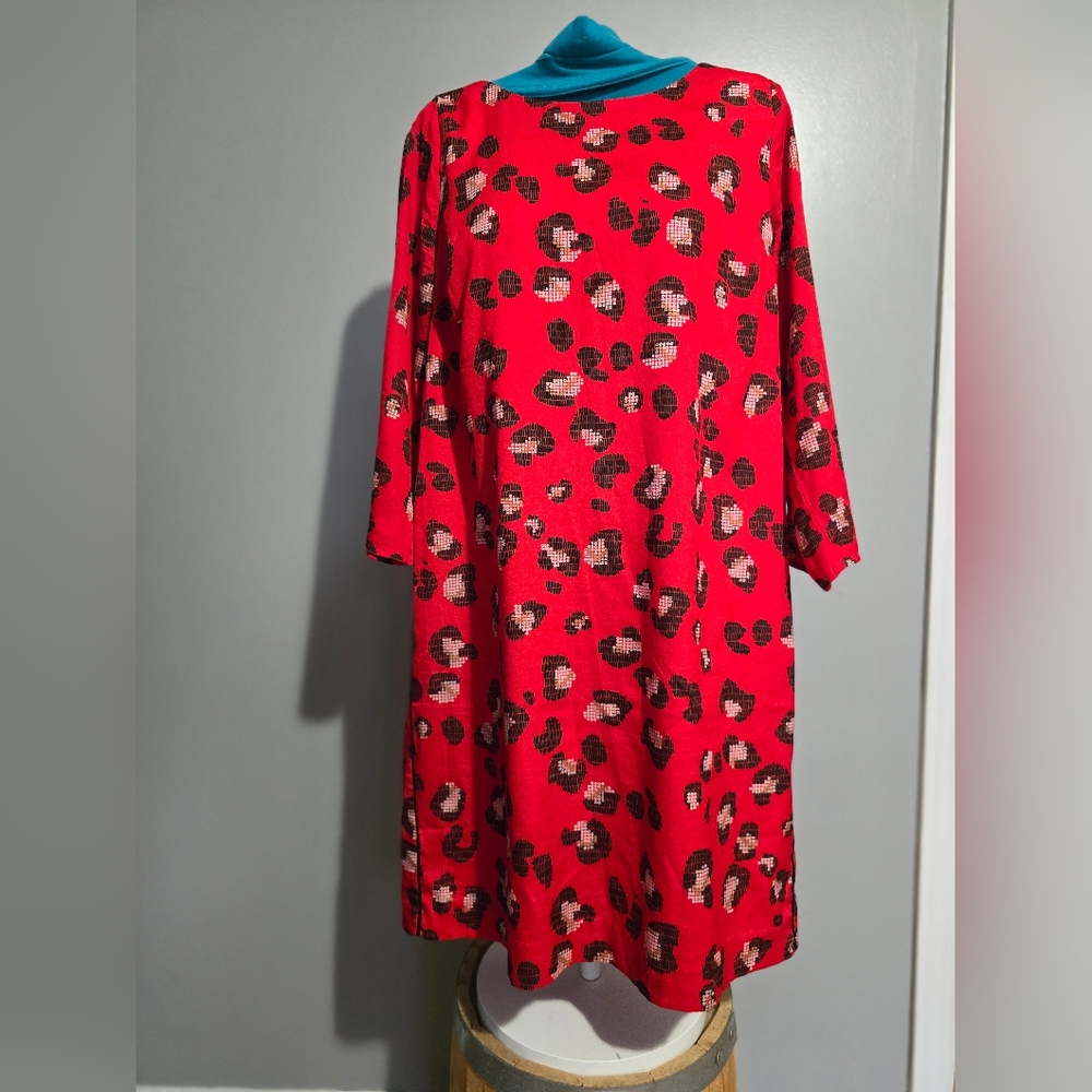 The Limited Red Printed Dress Womans  Size Medium
